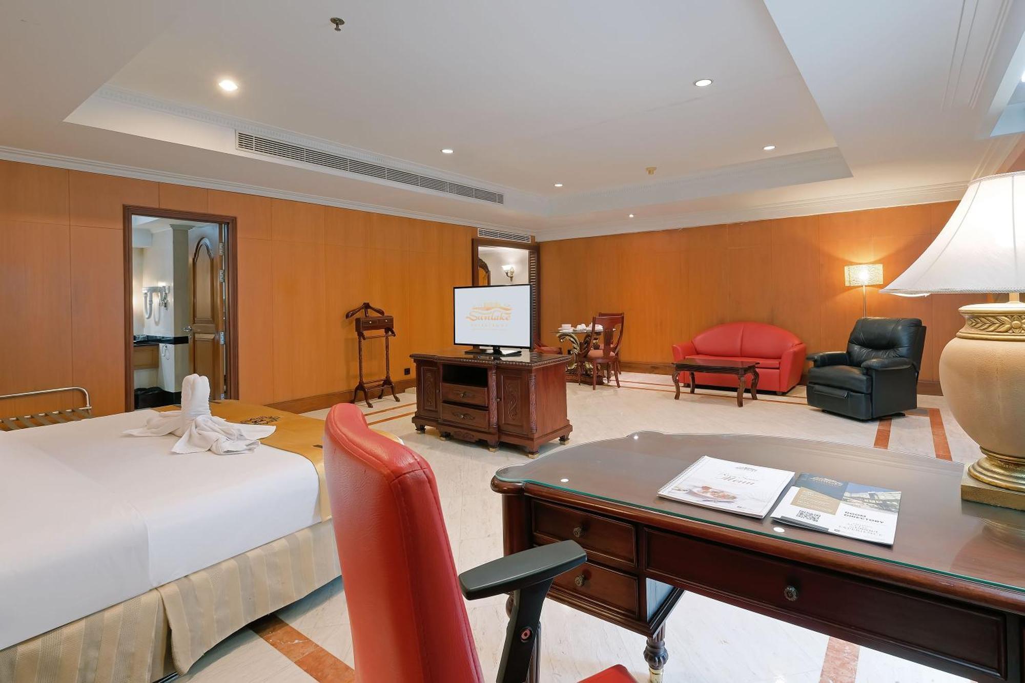 Sunlake Waterfront Resort & Convention Jakarta Exteriör bild