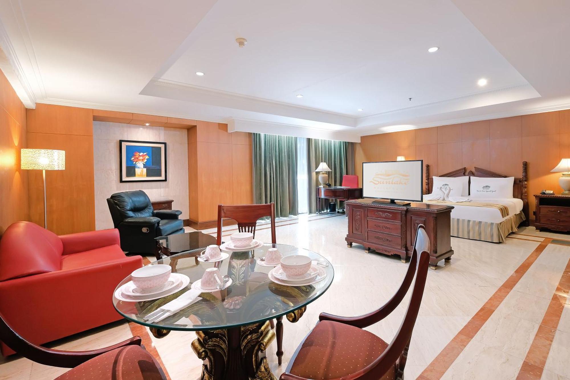 Sunlake Waterfront Resort & Convention Jakarta Exteriör bild